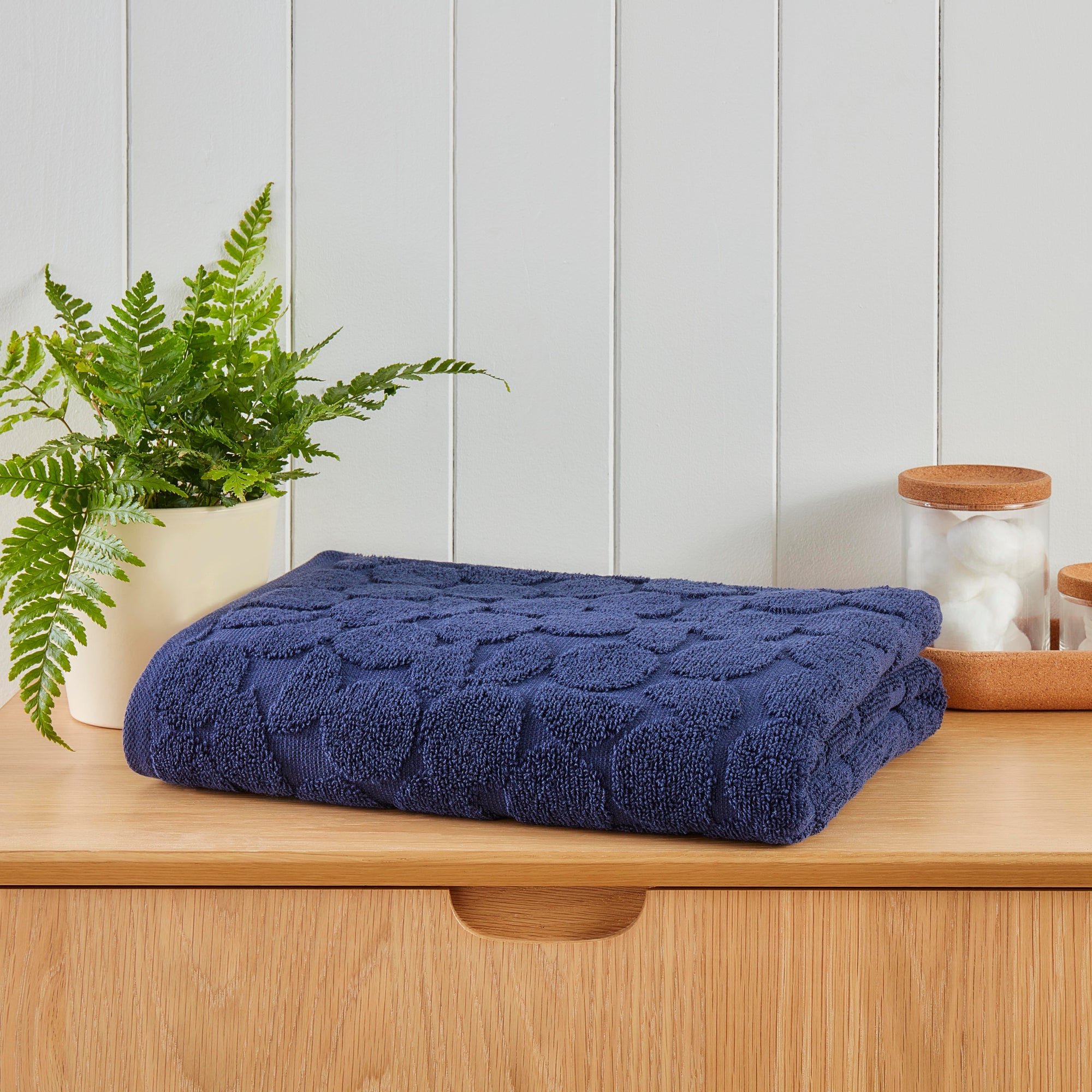 Hand Towel Ingo by Fusion in Navy