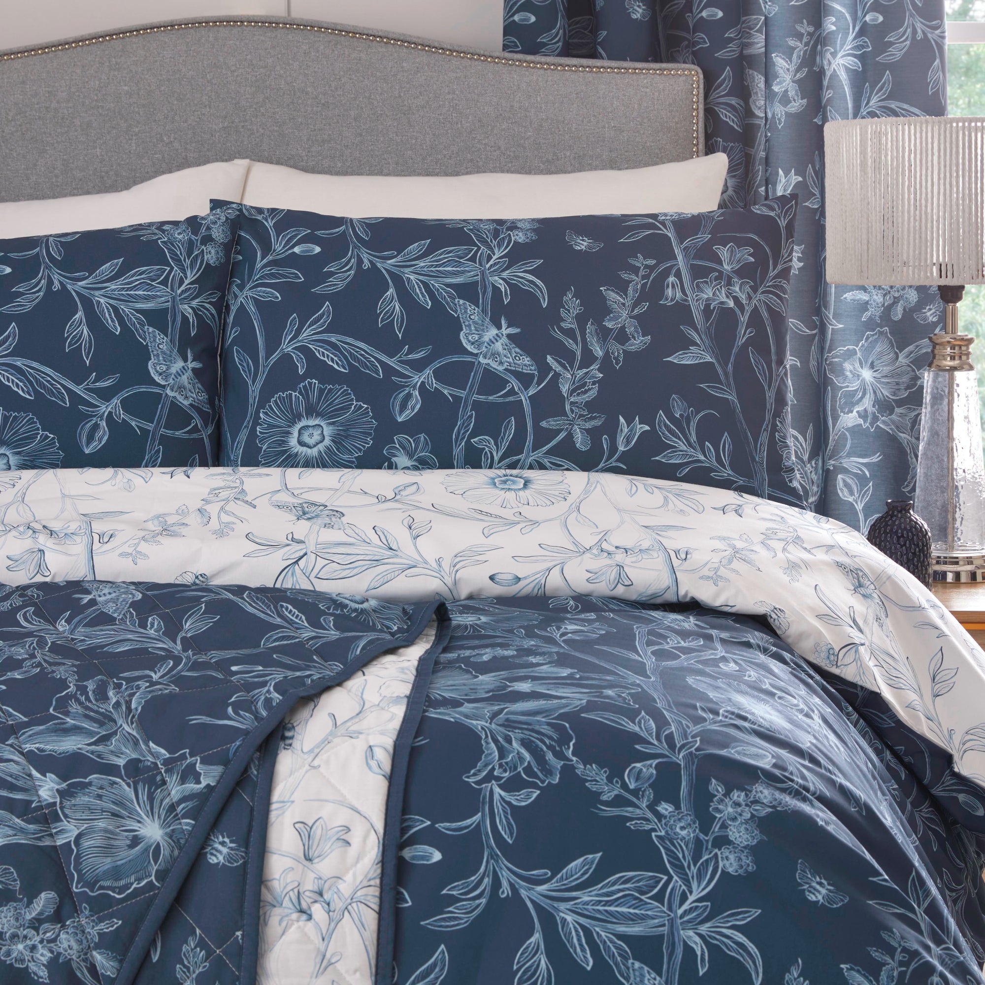 Duvet Cover Set Lorie by Dreams And Drapes Design in Blue