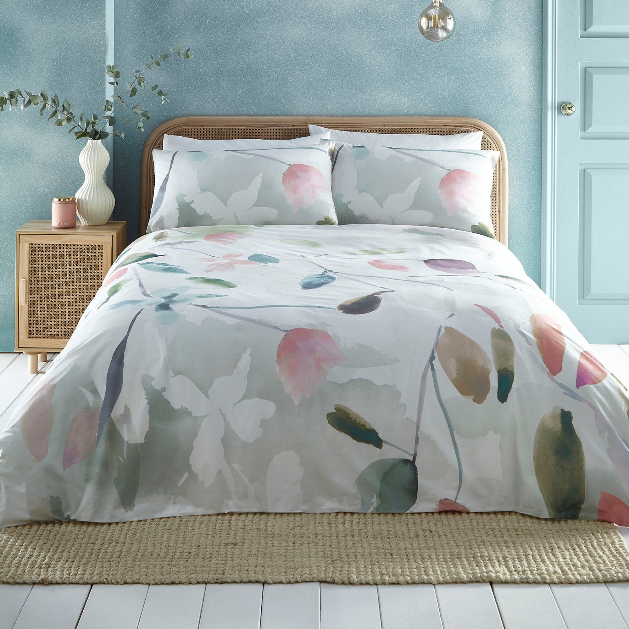 Duvet Cover Set Maeve by Appletree Style in Multi