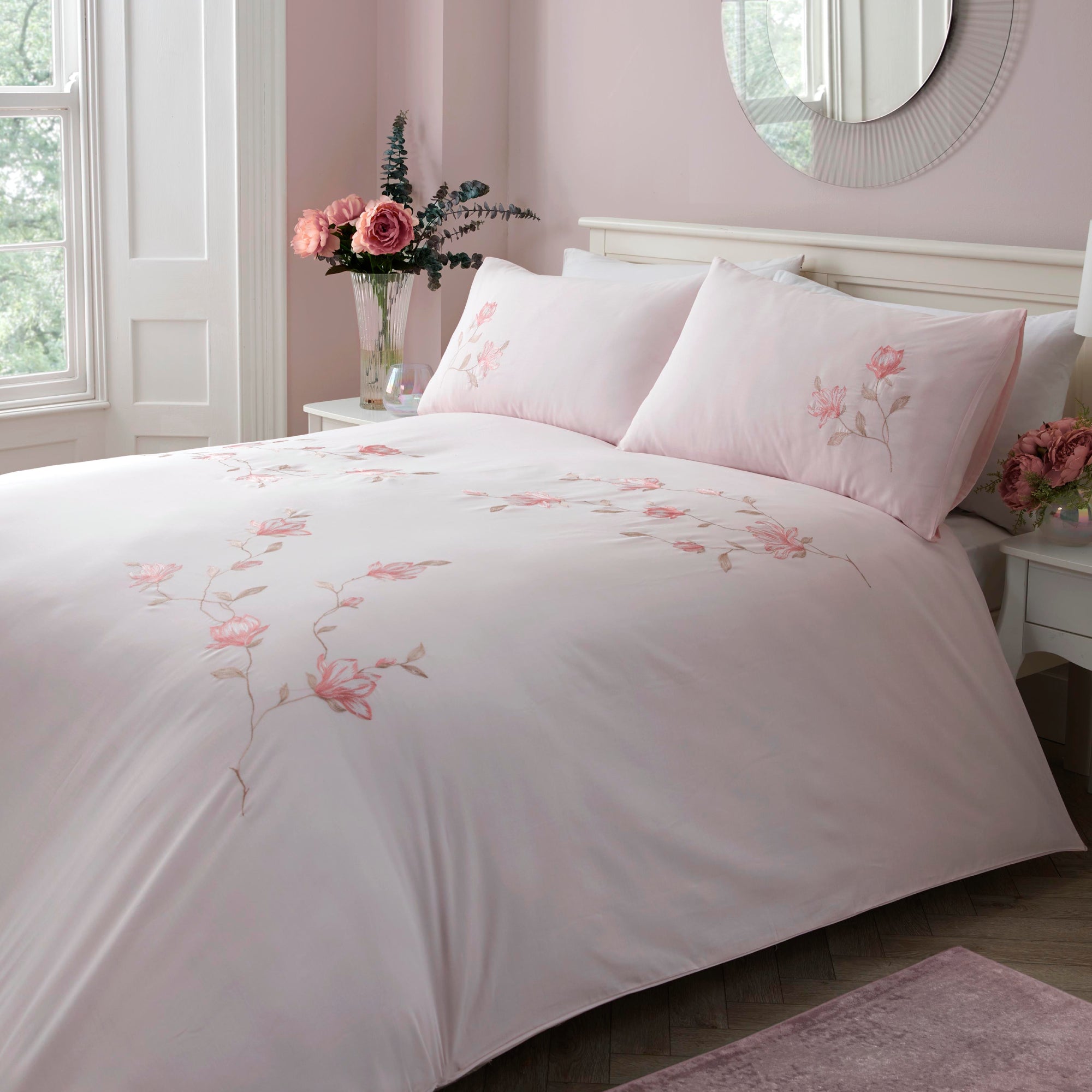 Duvet Cover Set Margot by Dreams & Drapes Woven in Pink
