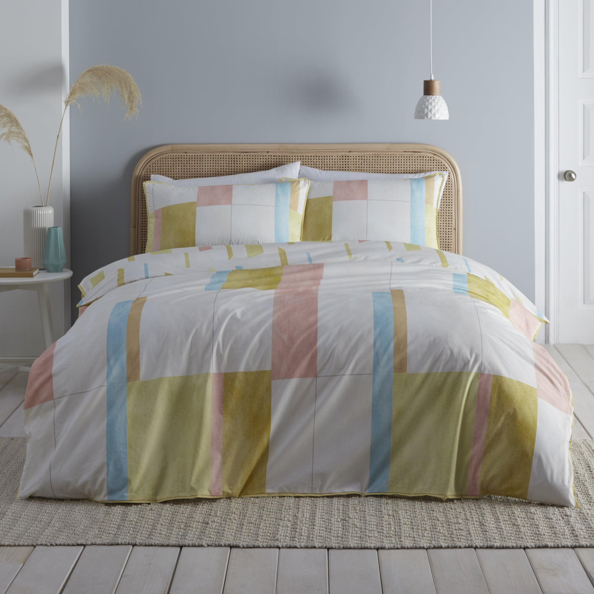 Duvet Cover Set Mariko by Appletree Style in Yellow
