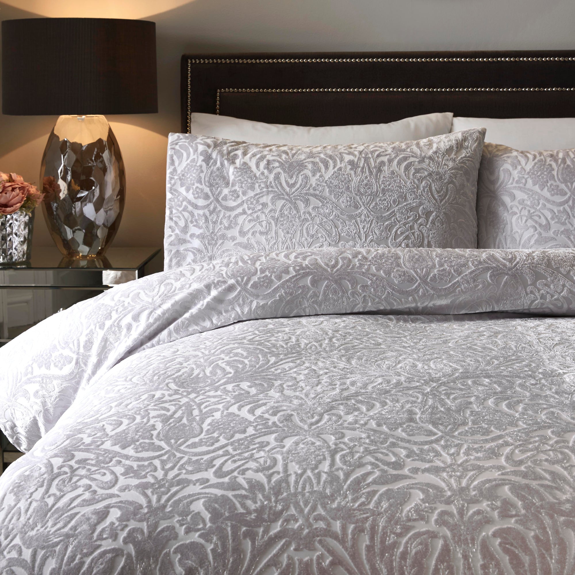Duvet Cover Set Mirella by Soiree in Silver