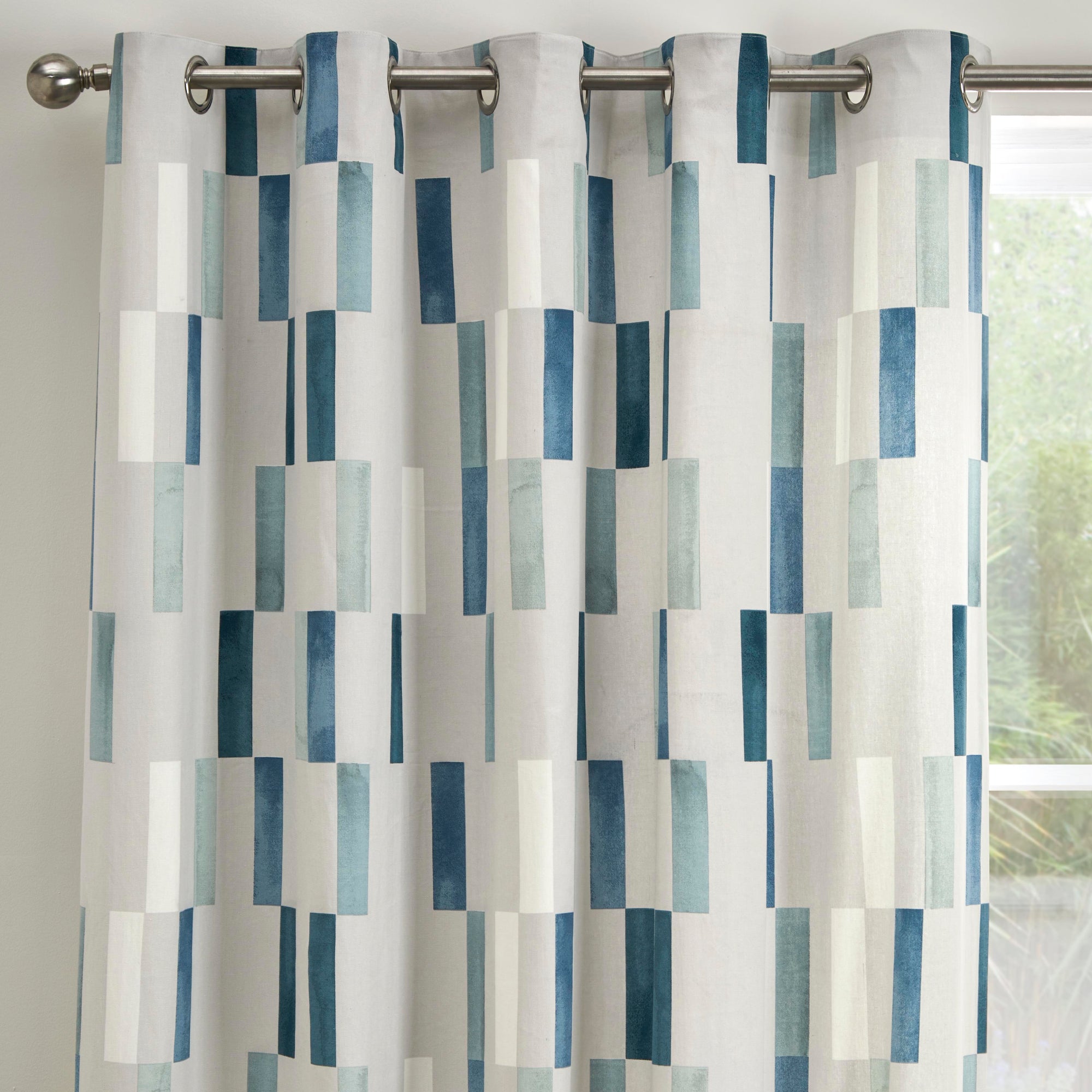 Pair of Eyelet Curtains Oakland by Fusion in Teal
