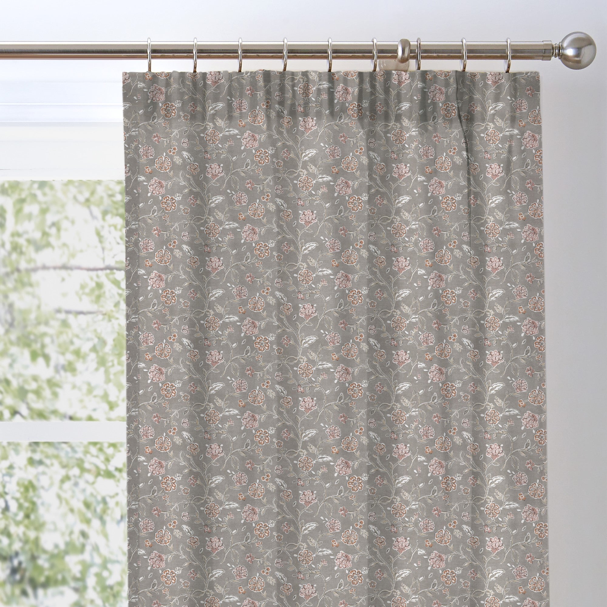 Pair of Eyelet Curtains Roselle by Appletree Promo in Grey