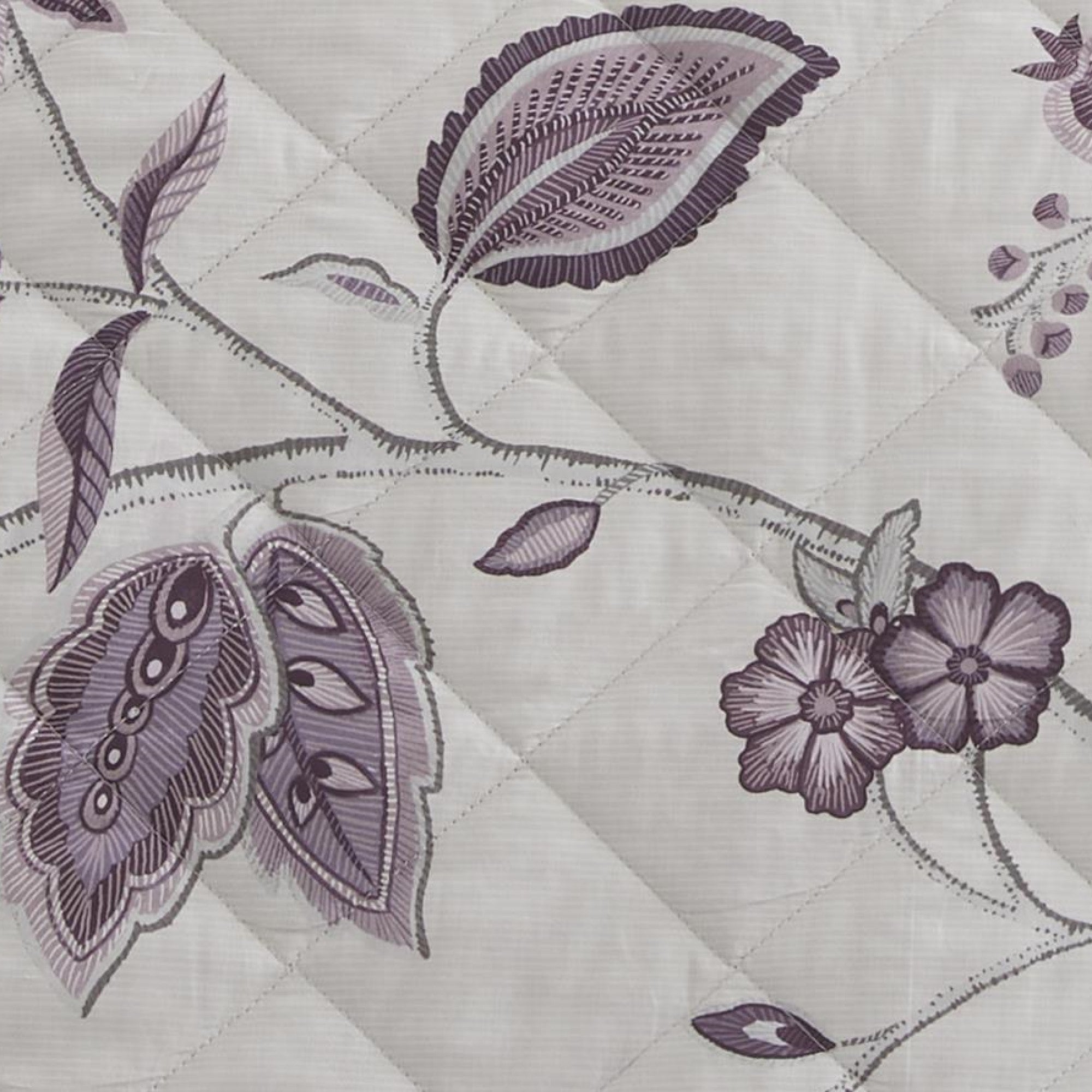 Bedspread Samira by Dreams And Drapes Design in Plum