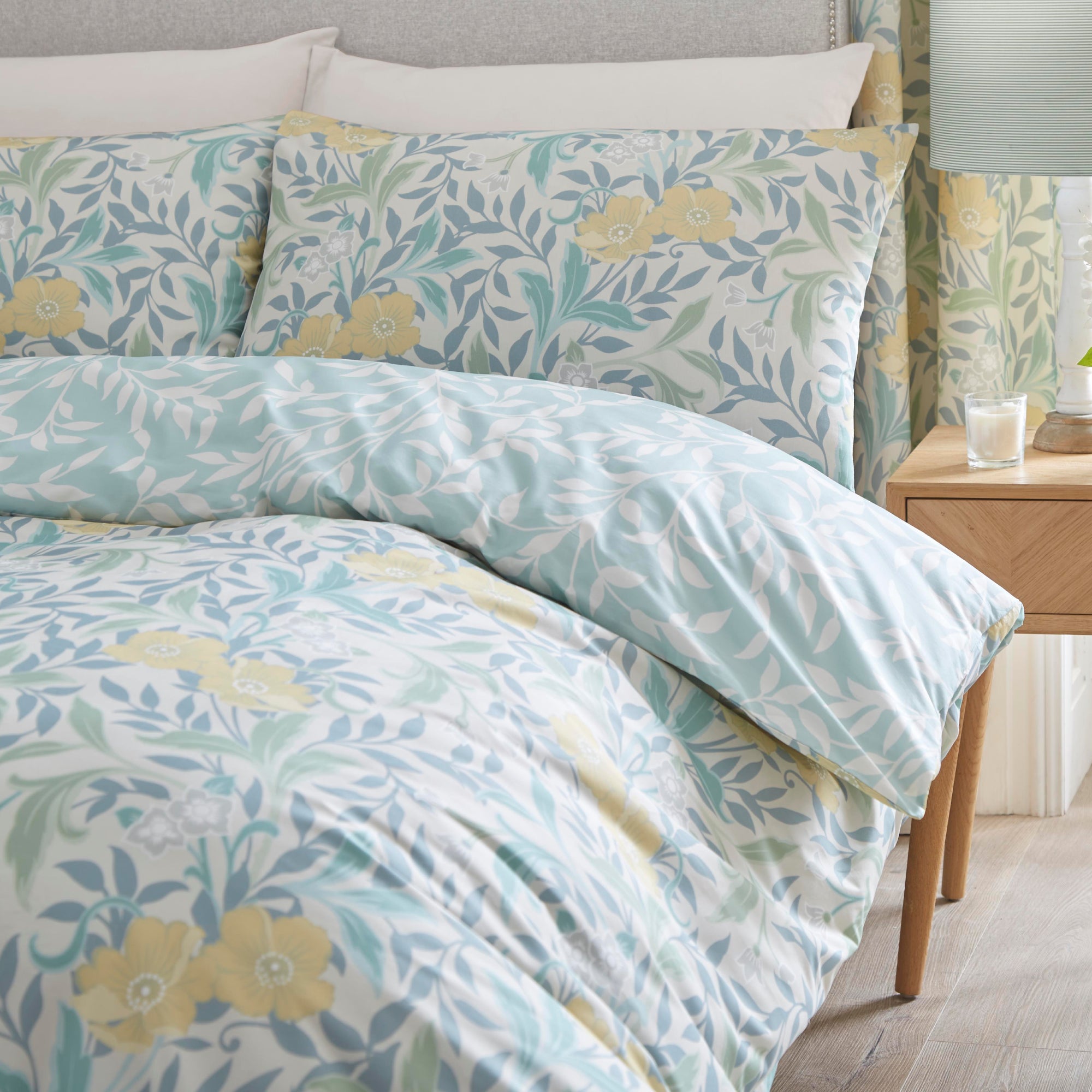 Duvet Cover Set Sandringham by Dreams & Drapes Design in Duck Egg