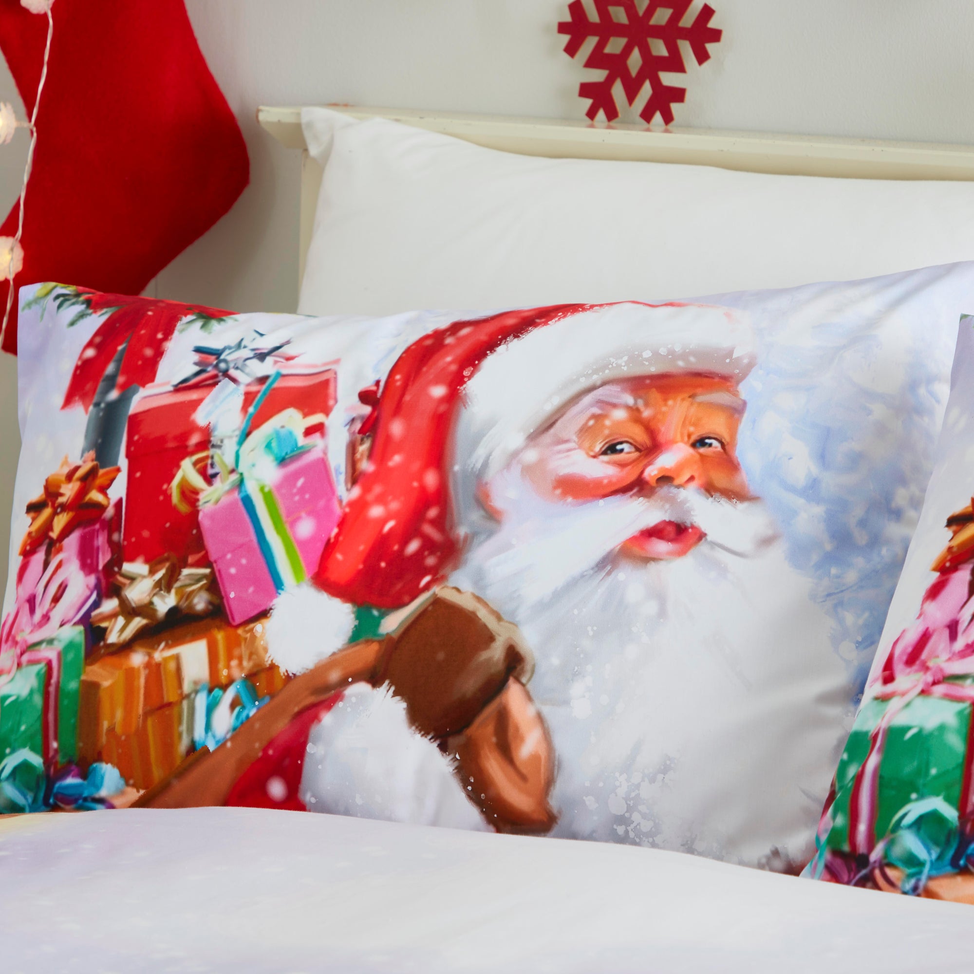 Duvet Cover Set Santa & Snowy by Fusion Christmas in Multi