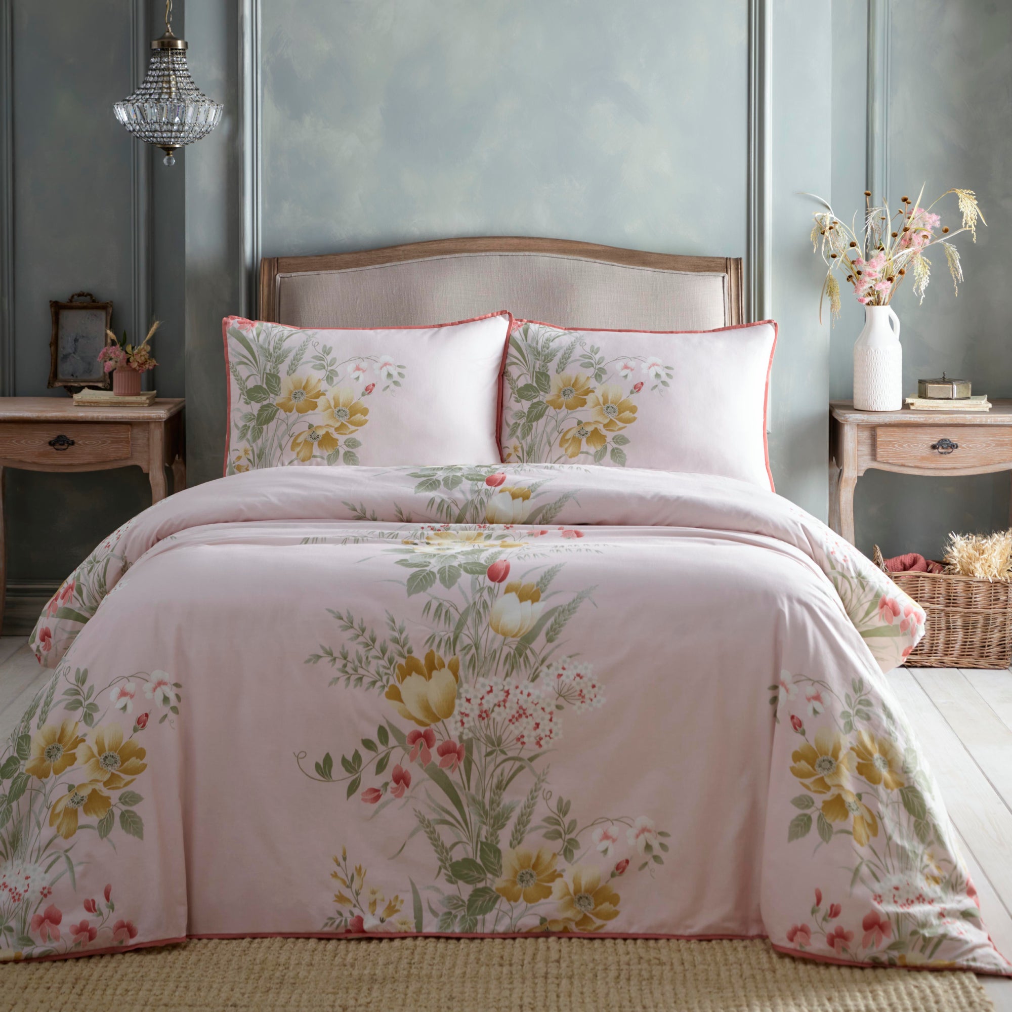 Duvet Cover Set Trudy by Appletree Heritage in Blush Pink