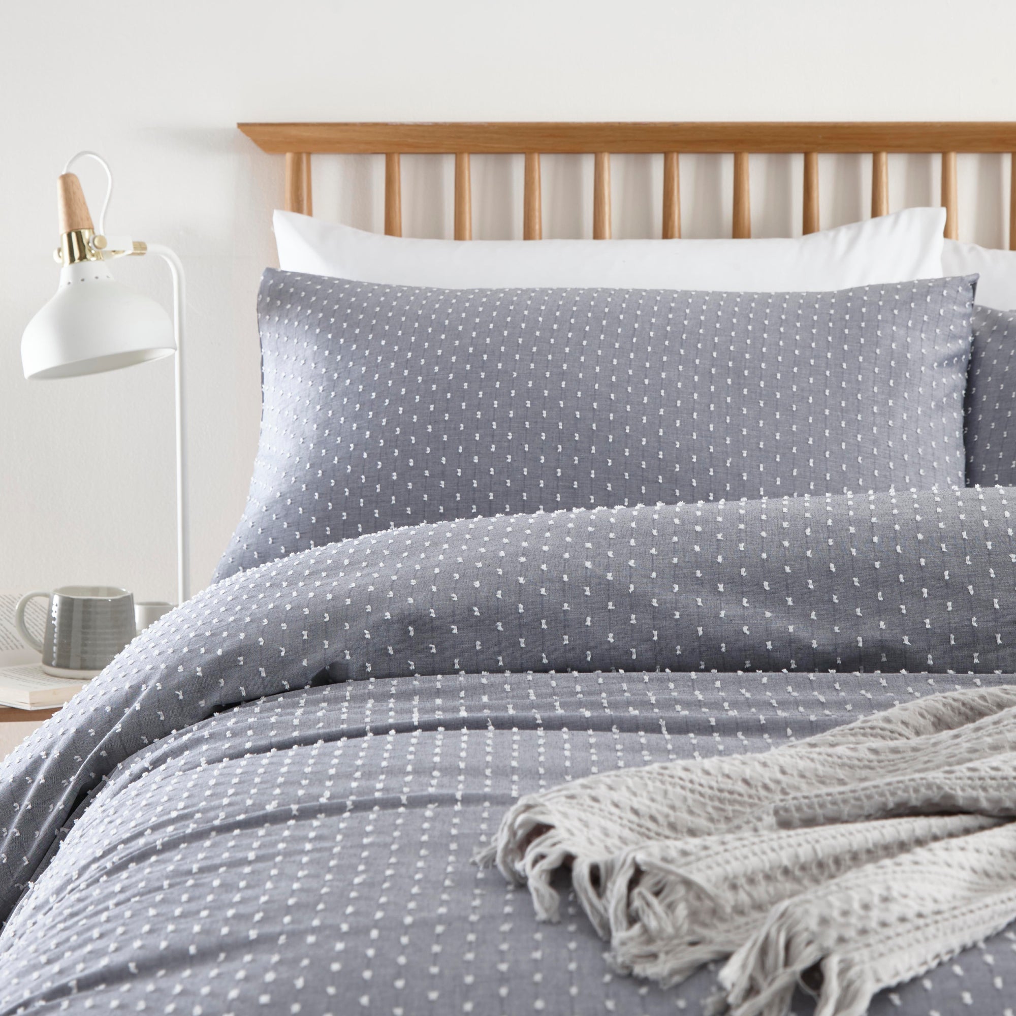 Duvet Cover Set Waterford by Appletree Loft in Blue