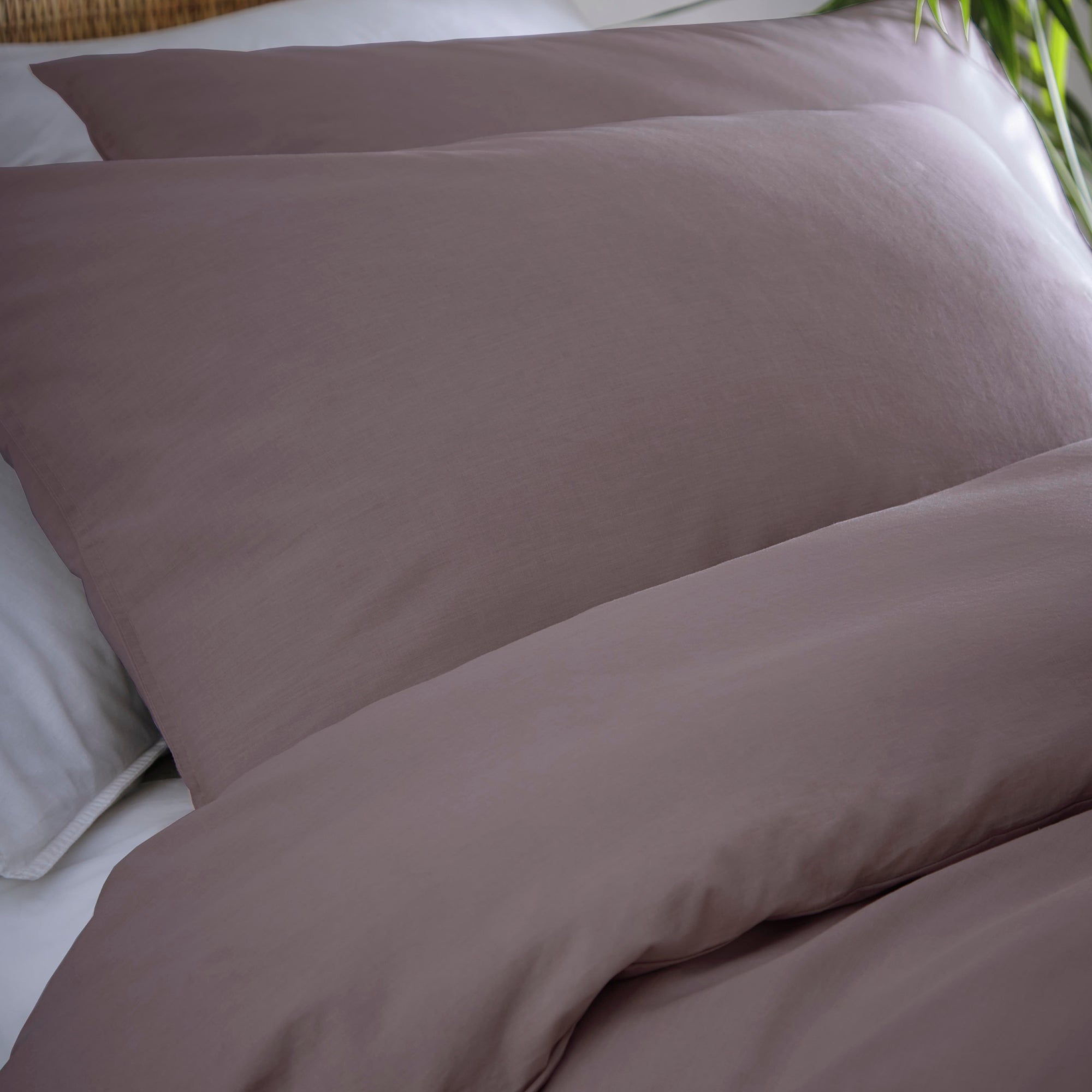 Duvet Cover Set Cassia by Appletree Loft in Heather