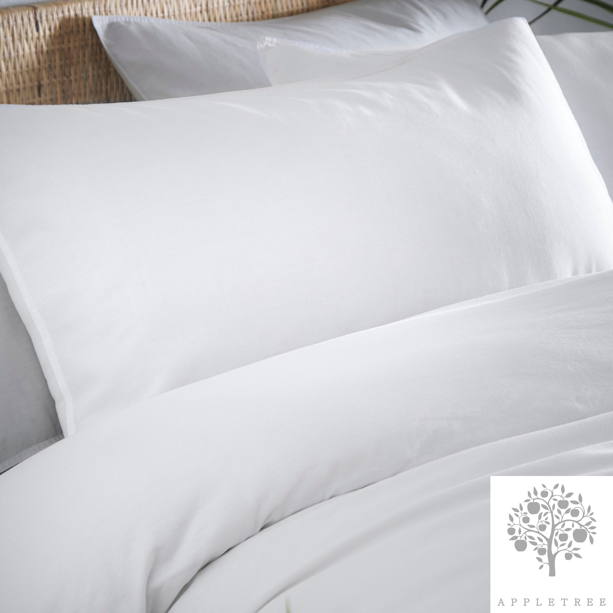 Cassia White - 100% Relaxed Cotton Duvet Cover Set - by Appletree Loft