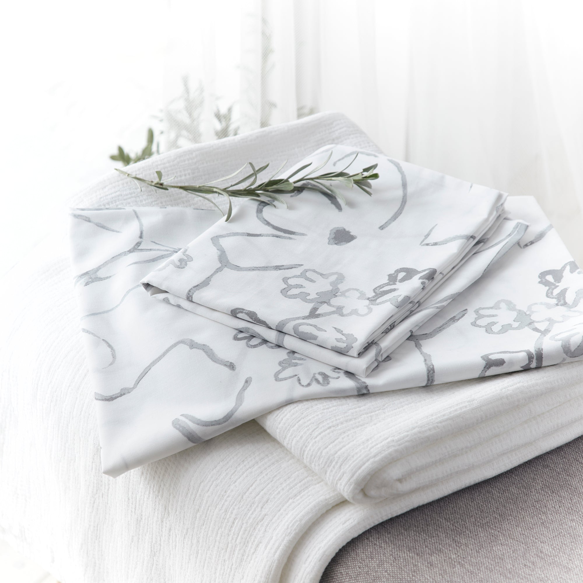 Joanna - Eco-Friendly Duvet Cover Set in Silver by Drift Home