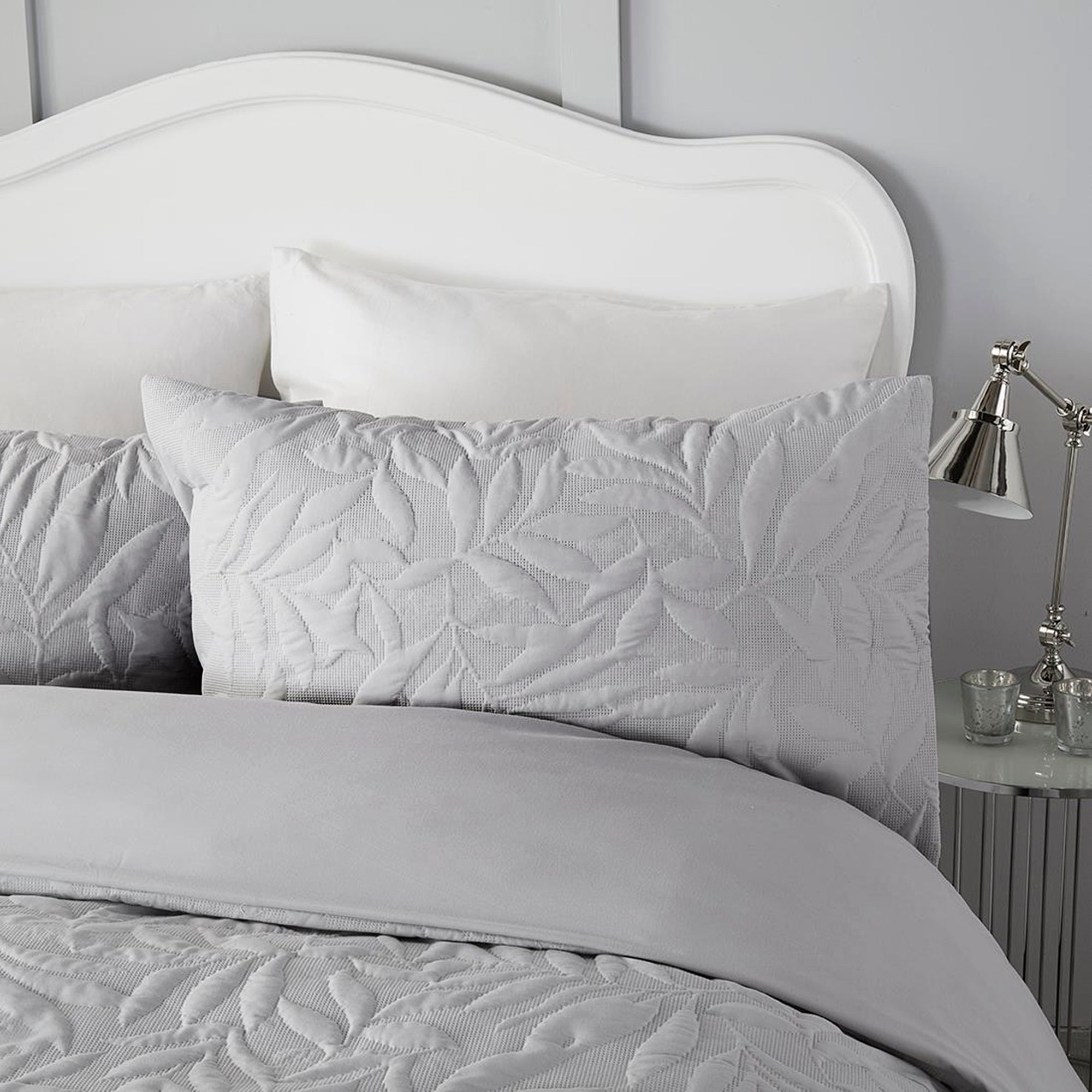 Luana - Pinsonic Duvet Cover Set in Silver - by Serene