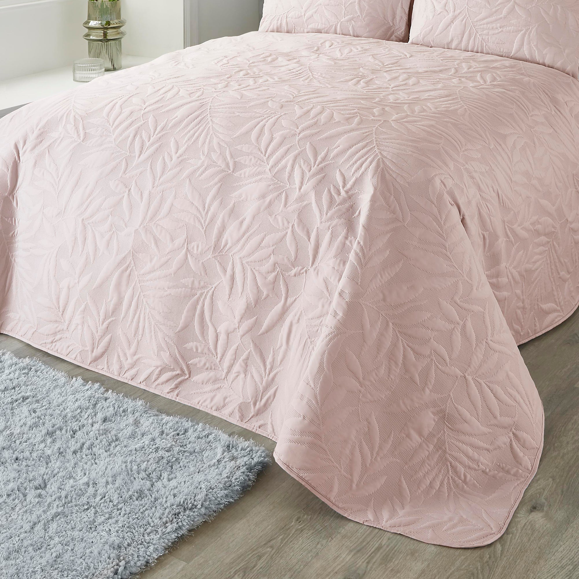 Luana - Pinsonic Bedspread in Blush - By Serene