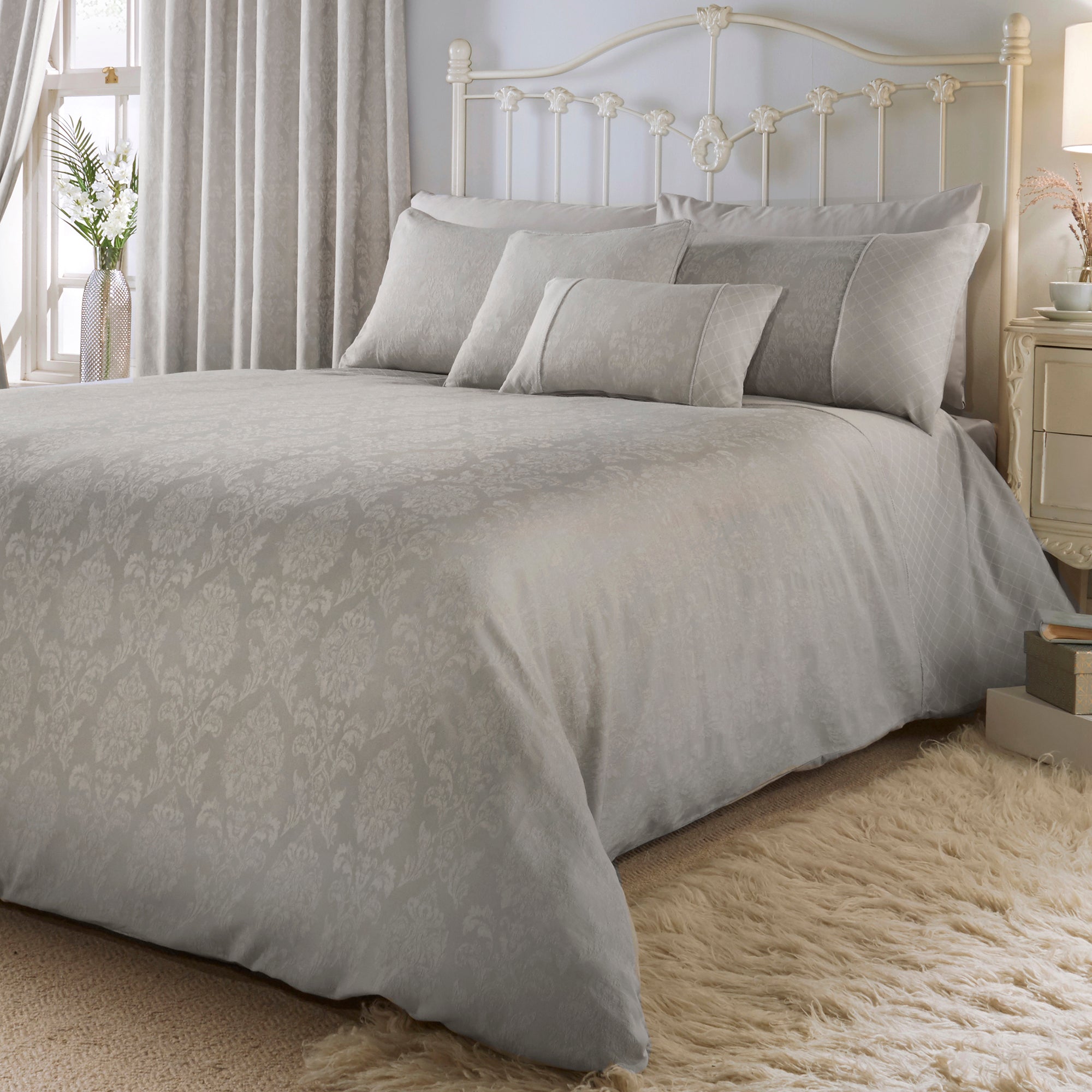 Rosana - Jacquard Duvet Cover Set, Bedspread & Curtains in Silver - by D&D Woven
