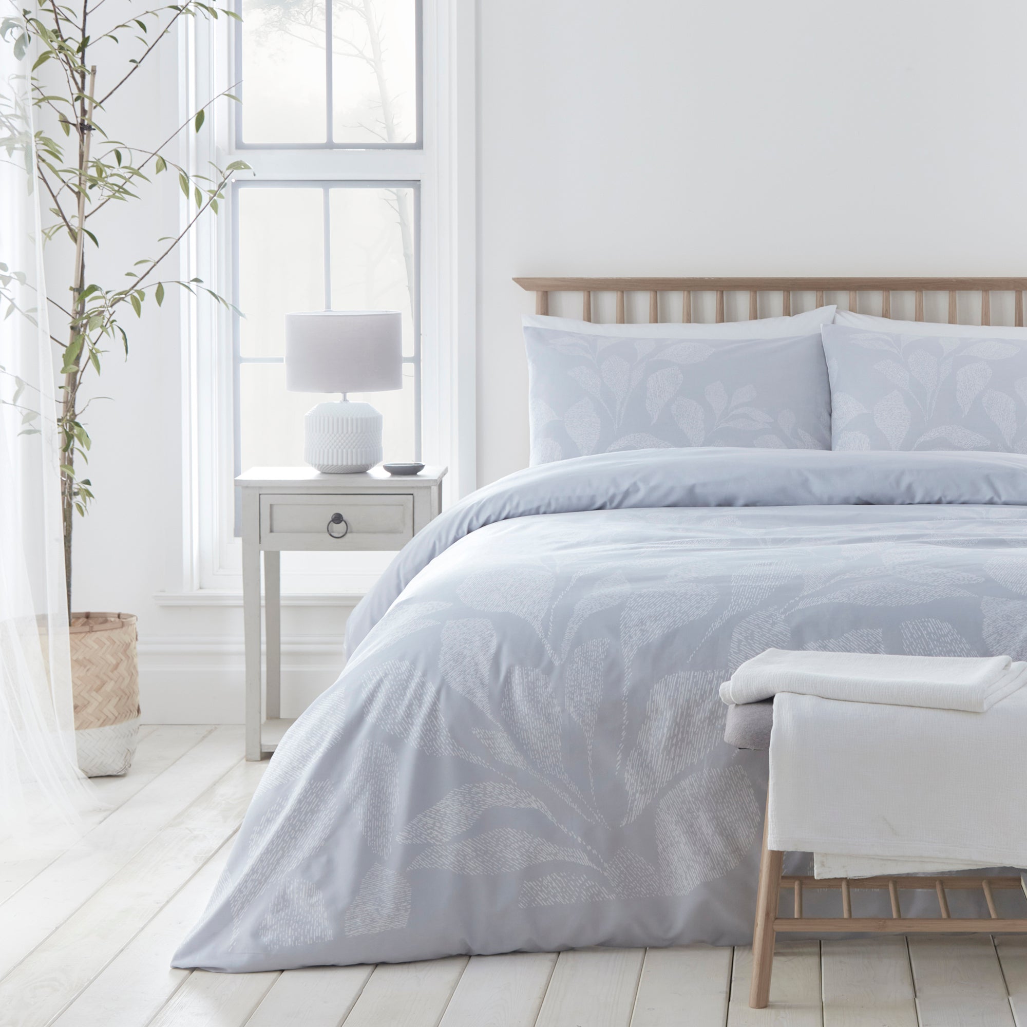 Textured Leaf - Eco-Friendly Duvet Cover Set in Silver by Drift Home